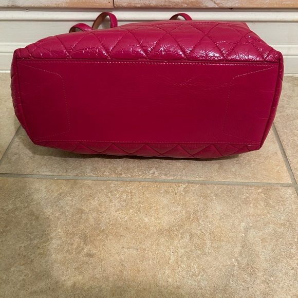 Coach Poppy Daisy Liquid Gloss Patent Leather Bag - Picture 6 of 12